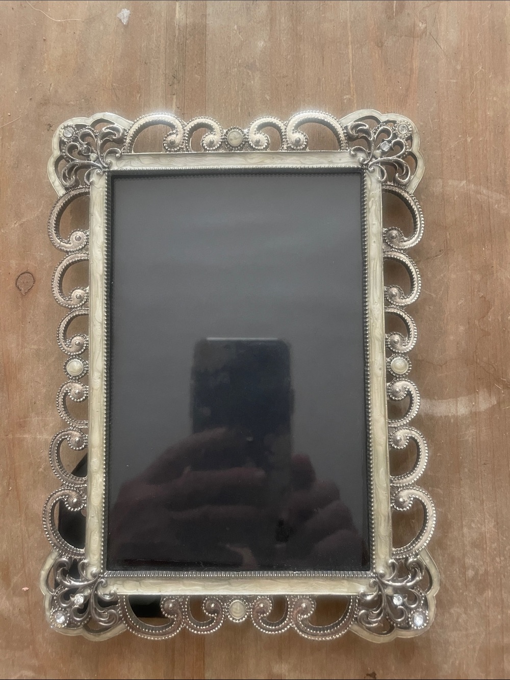 Ornate Silver Filigree Picture Frame - Silver 5.5x7.5. Opening 4x6